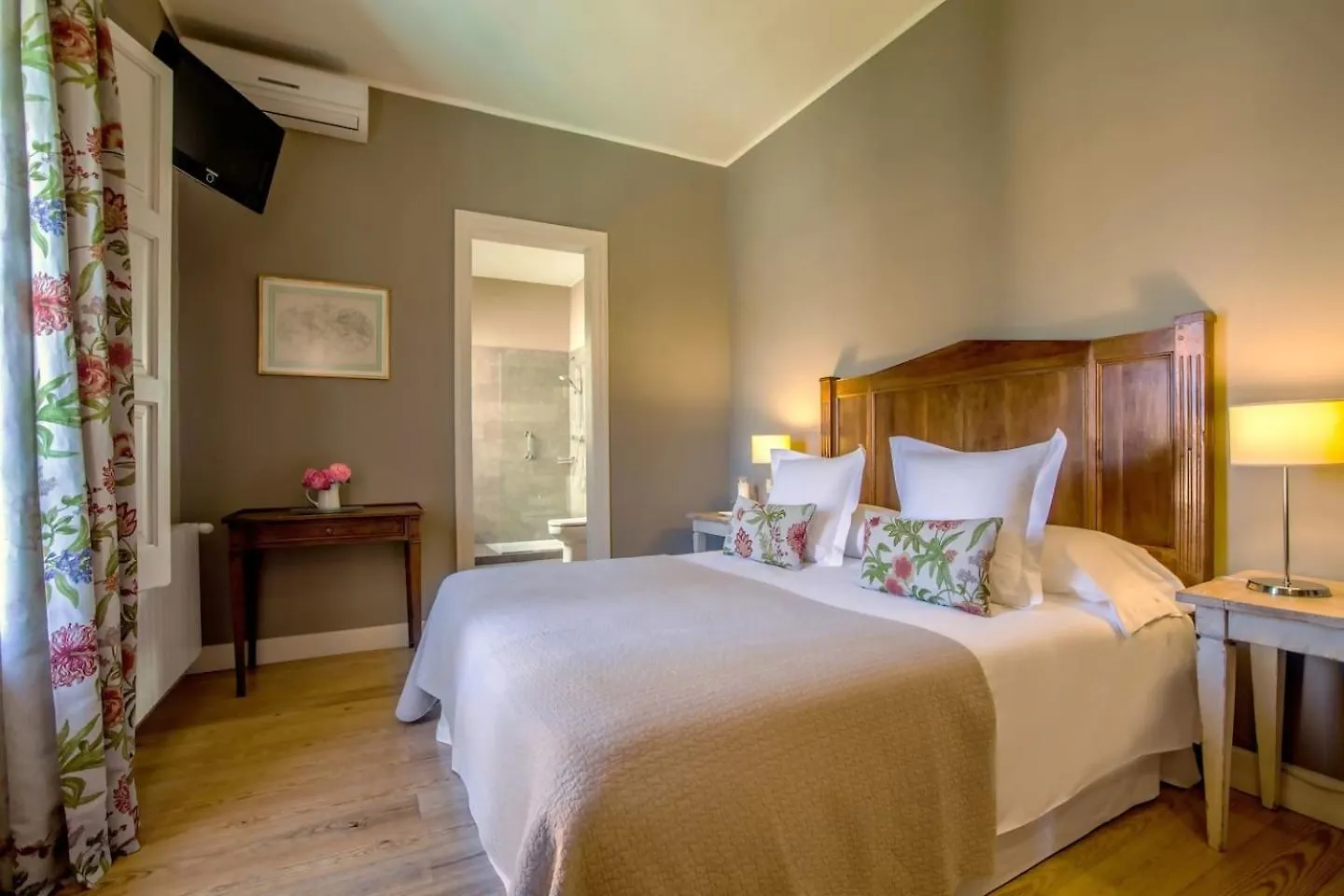 **** Nocleg ze śniadaniem Bed and Breakfast Lhort De Sant Cebria Torroella de Fluviá Hiszpania